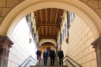 Espot limita als reglaments els canvis a la Funció Pública