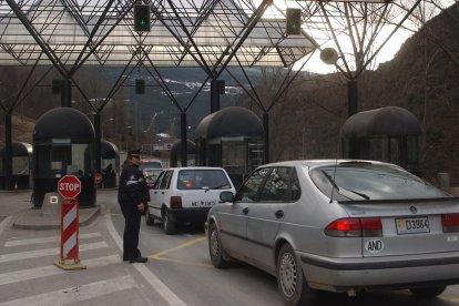 La bretxa salarial creix i se situa en 450 euros