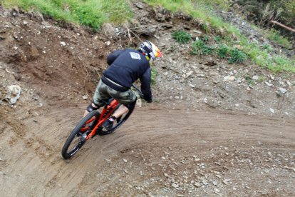 El Bike Park estrena temporada amb 200 visitants