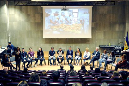 El sistema espanyol vol oferir turisme i farmàcia a l'FP