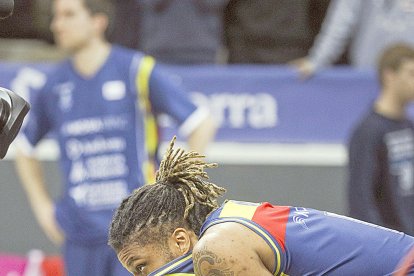 El MoraBanc cau davant el València per un mal darrer quart (72-73)