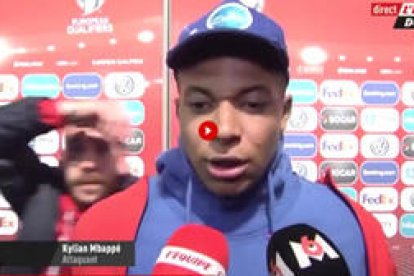 La broma de Cristian Martínez amb la gorra d'Mbappé es fa viral