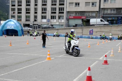 L'ACA diu que els exàmens per al carnet de moto són “massa fàcils”