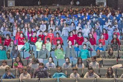 Cantada interescolar amb 300 alumnes de l'Escola andorrana