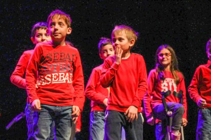 Cantada interescolar amb 300 alumnes de l'Escola andorrana