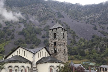 Les parròquies d'Andorra toquen les campanes per Notre-Dame