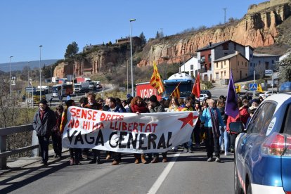 Transportistes a mig gas pels talls de carretera a Catalunya