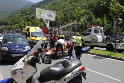 Detinguda per donar positiu per alcohol després d'un atropellament