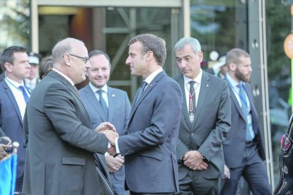 França prioritza la millora de la connexió amb Andorra