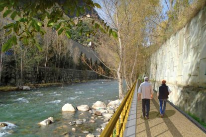 La reforma del passeig del riu, abans de la fi del mandat