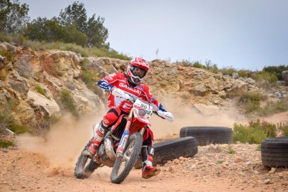 Llobera i España esgoten les opcions per ser al Dakar