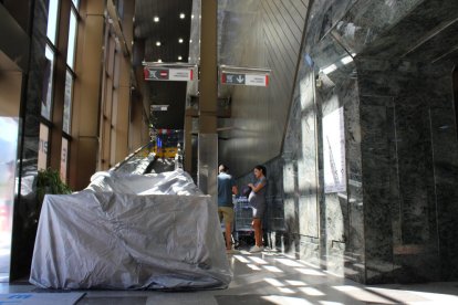 El Punt de Trobada reobre portes 'in extremis'