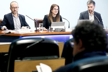 Els dentistes només podran exercir si dominen el català