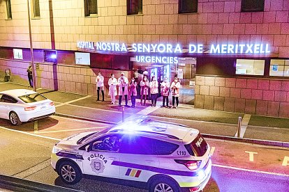 Homenatge al sector sanitari amb el so de les sirenes