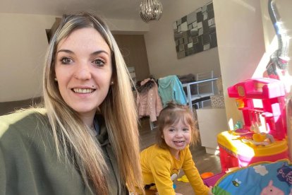 Jugar en família durant l'estada a casa