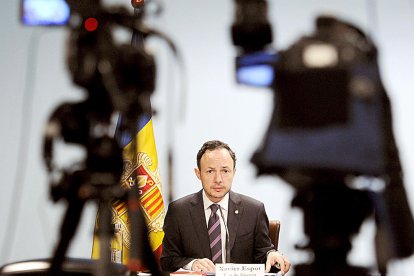 Un ple per a la història