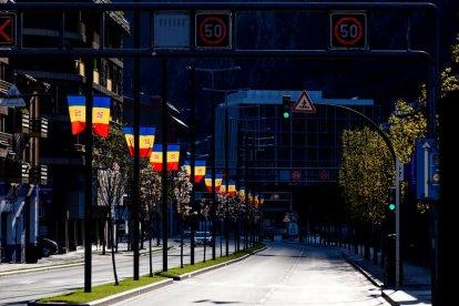 L'expert del Govern fa públic el pla per aixecar el confinament