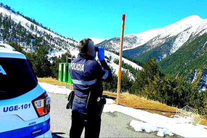 Presència policial per espantar els imprudents