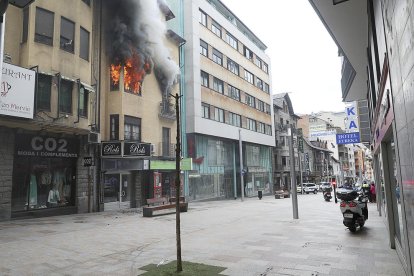 L'edifici de Carlemany afectat per l'incendi no té danys estructurals