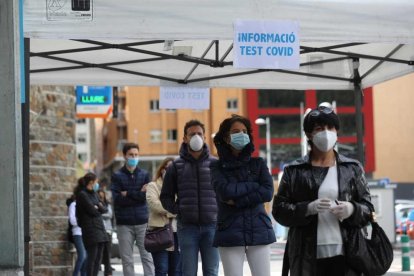 Escaldes comença a fer el tests d'anticossos als voluntaris