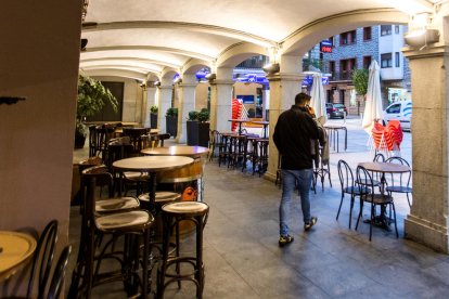 El teletreball deixa sense menús els restaurants i els ofega encara més