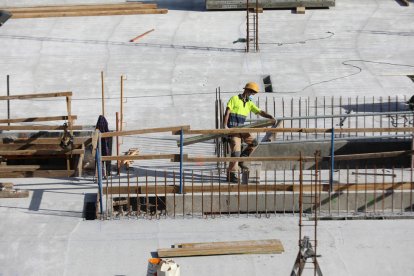 Els privats podran construir i gestionar habitatge social