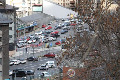 Dos ponts molt diferents per la Covid