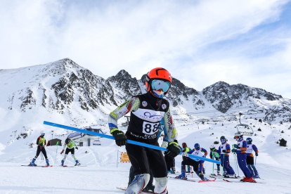 Els equips federats i els tecnificats tornen a l'activitat 
i els clubs ho faran el 23