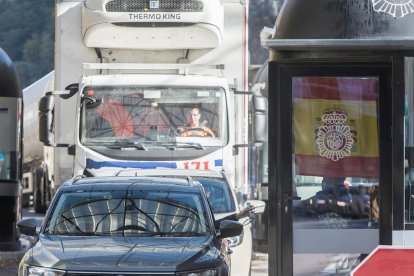 Llarga espera per sortir d'Andorra