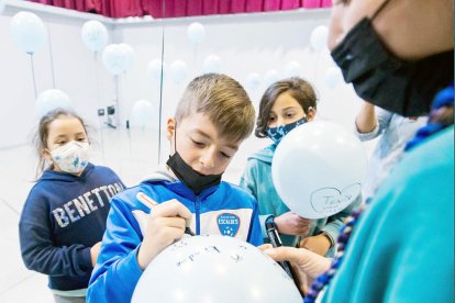 Comú de Canillo, Comú de Sant Julià de Lòria, Comú d'Andorra la Vella, Joventut Andorra la Vella, E.Comelles/Comú de la Massana/ Sant Ermengol, Mare Janer, Escola Andorrana de Sant Julià, Safa Escaldes