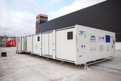 Cinquanta nous contagis i l'hospital suma tres ingressos