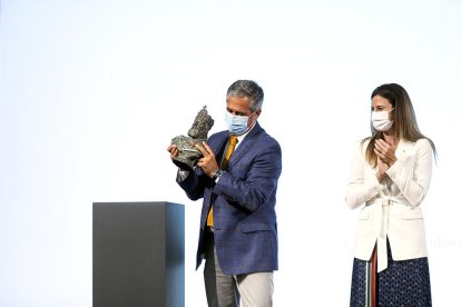 Premi Carlemany a l'idealisme i la bondat