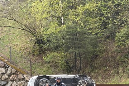 Detingut per conduir ebri després d'accidentar-se