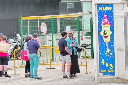 Preparatius per a una revetlla més 'normal'
