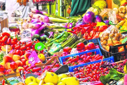 Per afavorir la digestió, els experts recomanen menjar fruita o bé mitja hora abans de l'àpat principal o bé quan ja hagin passat quatre hores des de la ingesta