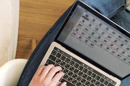 Es va cap a un model que combina feina a distància i presencial