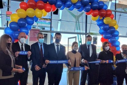 Inauguració dels vols a Madrid
