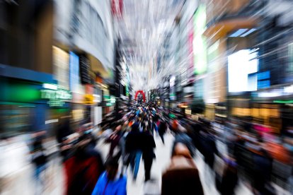 Els turistes van omplir l'avinguda Meritxell.