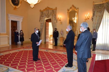 Lliurament de la carta credencial de Cuba