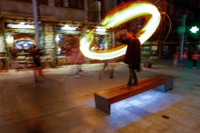 Fallaires d'Escaldes pels carrers de la vila
