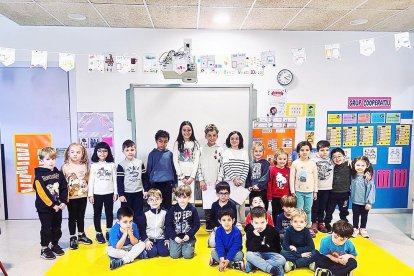 Seguint amb la comissió de gust per la lectura, els alumnes de l'aula Axolots de l'escola andorrana de la capital van llegir endevinalles i poemes a l'aula de les Pitavoles!
