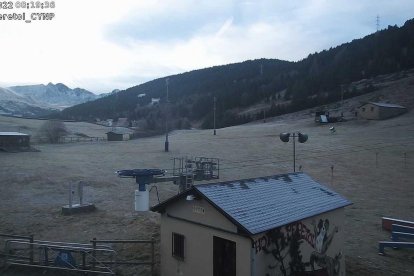 Nevades febles a 1.800 metres