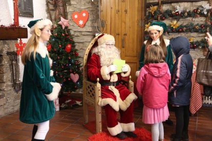 El Pare Noel la casa comuna de Sant Julià de Lòria
