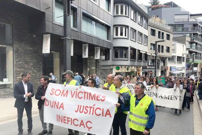 La manifestació va agrupar al voltant de 500 persones que van sortir a reivindicar els seus drets.