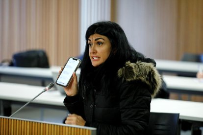 La consellera no adscrita, Carine Montaner.