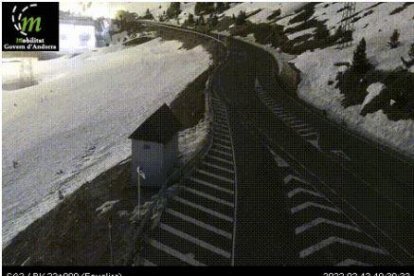 Accés al port d'Envalira amb equipaments