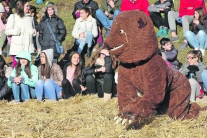 Els comuns recuperen bona part dels actes