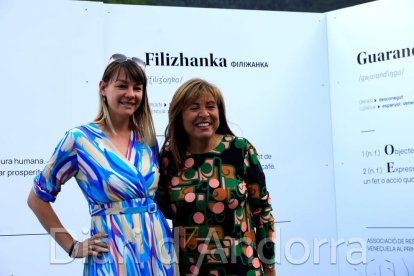 La representant dels ucraïnesos amb Conxita Marsol