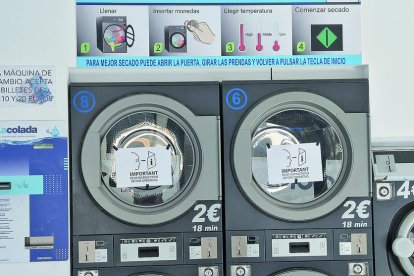 Castellà a les instruccions de les màquines.