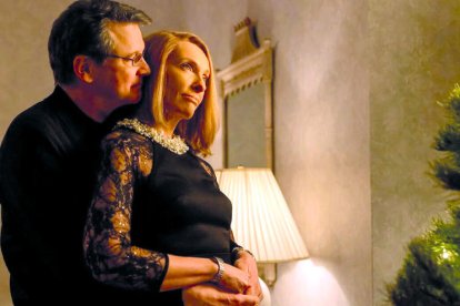 Colin Firth i Toni Collette són el matrimoni Peterson.